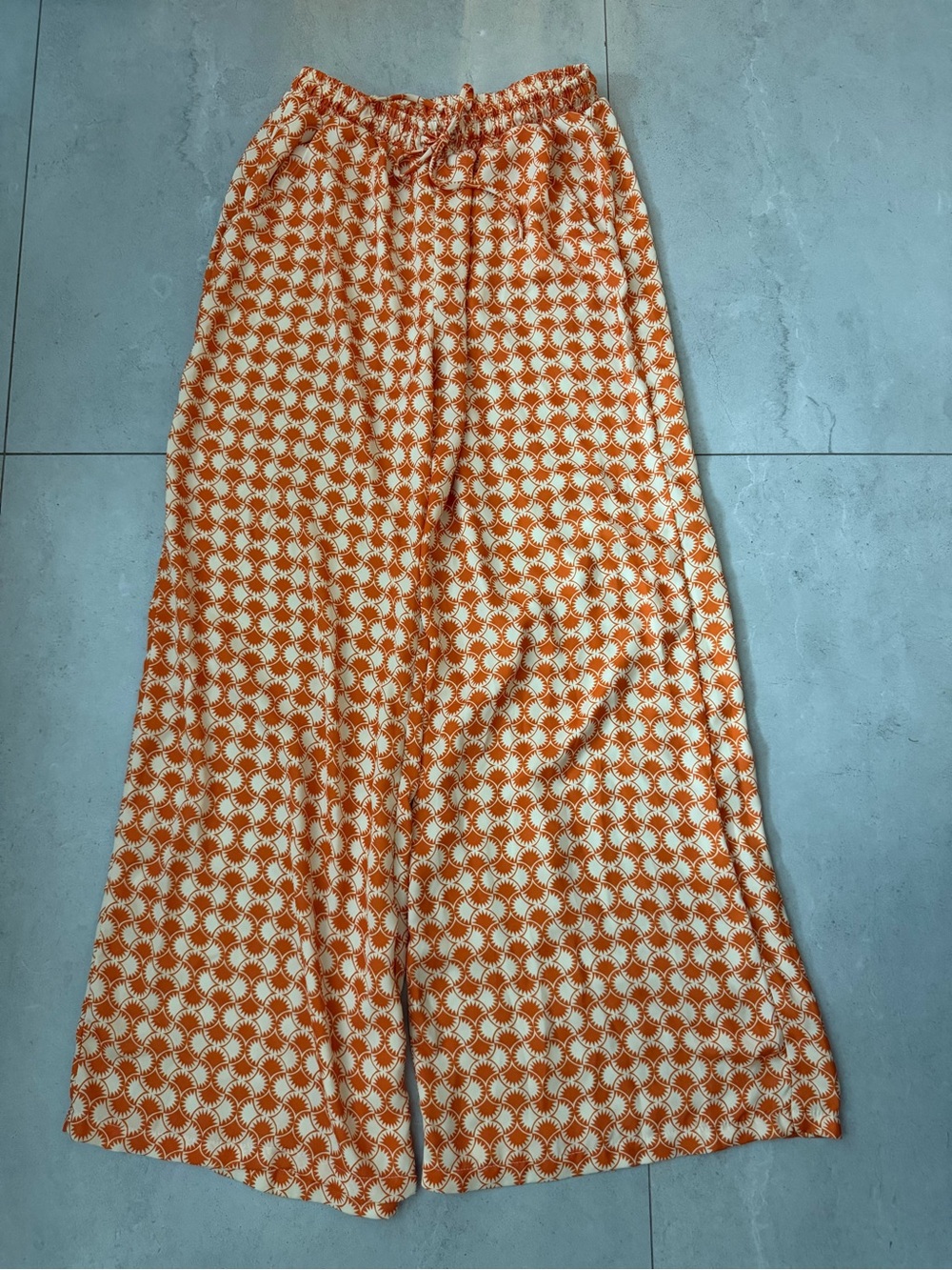 RESA Monica Solstice Satin Shirt + Wide Leg Pants 2-Piece Set XS/S - Picture 5 of 9